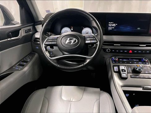 Used 2023 Hyundai Palisade SEL w/ Premium Package image 18