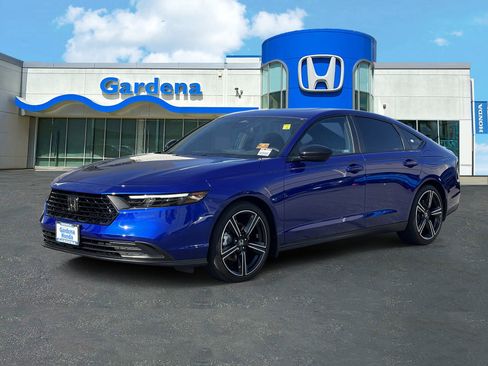 Used 2026 Honda Accord Sport image 3