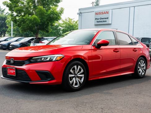 Used 2022 Honda Civic LX image 3