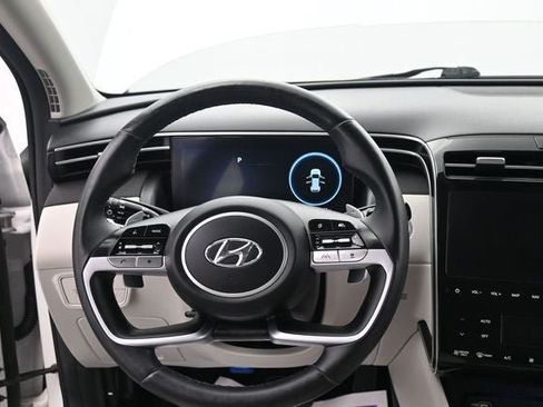 Used 2024 Hyundai Tucson Limited AWD/4WD image 17