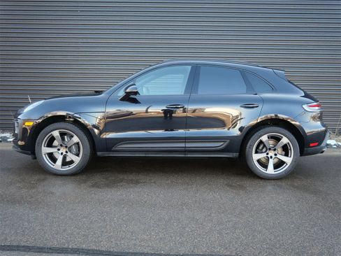 Certified 2026 Porsche Macan image 2