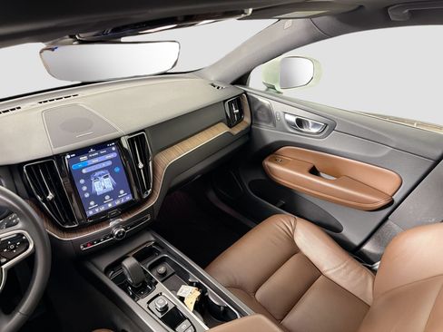 Certified 2023 Volvo XC60 B5 Plus w/ Protection Package Premier FWD image 22