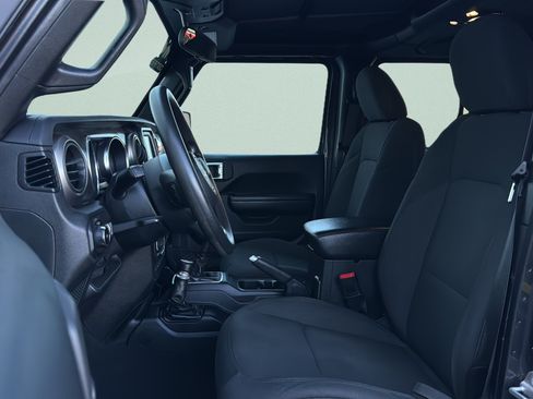Used 2020 Jeep Wrangler Unlimited Sport AWD/4WD image 24