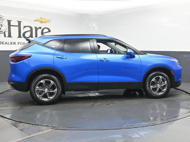 New 2026 Chevrolet Blazer LT w/ Convenience Package FWD image 15