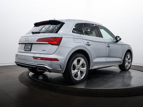 Certified 2023 Audi Q5 2.0T Premium Plus w/ Premium Plus Package AWD/4WD image 4