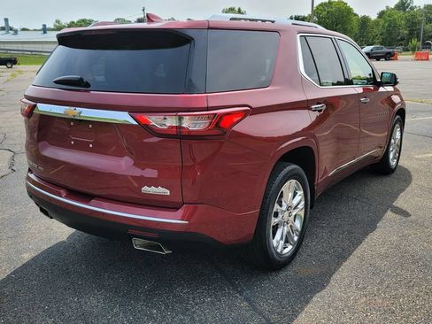 Used 2021 Chevrolet Traverse High Country AWD/4WD image 12