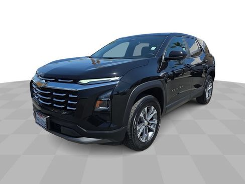 Used 2025 Chevrolet Equinox LT FWD image 4