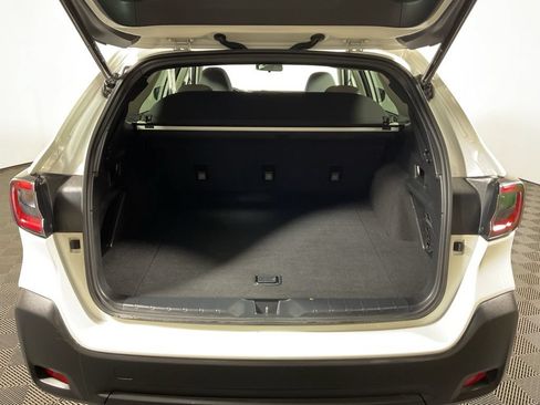 Used 2023 Subaru Outback Premium AWD/4WD image 16