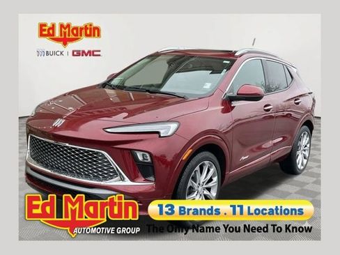 Certified 2024 Buick Encore GX Avenir w/ Avenir Convenience Package FWD image 1