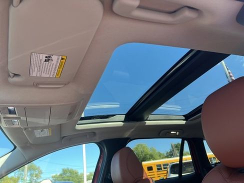 Certified 2025 MAZDA CX-50 2.5 Turbo w/ Premium Plus Pkg image 23