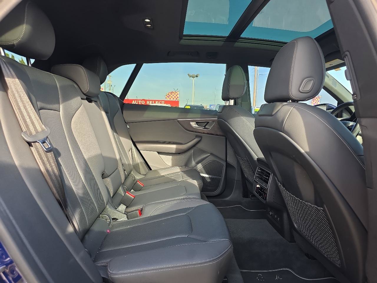 Used 2021 Audi Q8 Premium Plus w/ Premium Plus Package AWD/4WD image 22