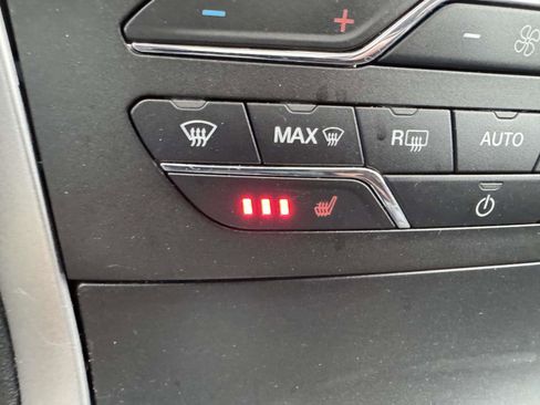 Used 2020 Ford Edge SEL w/ Convenience Package image 32