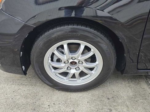 Used 2015 Toyota Prius V Three image 9