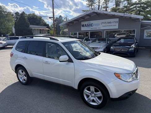 Used 2010 Subaru Forester 2.5X Premium AWD/4WD image 28