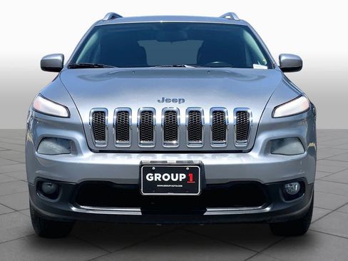 Used 2015 Jeep Cherokee Latitude AWD/4WD image 3