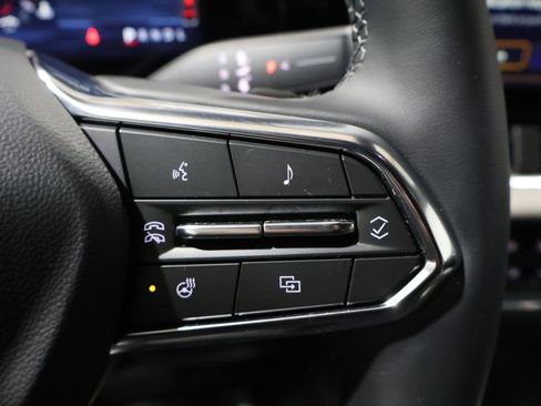 Used 2026 Chevrolet Equinox LT w/ Convenience Package II image 34