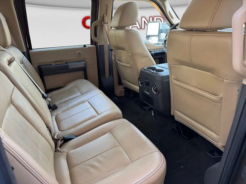 Used 2011 Ford F250 Lariat w/ Lariat Ultimate Pkg AWD/4WD image 20