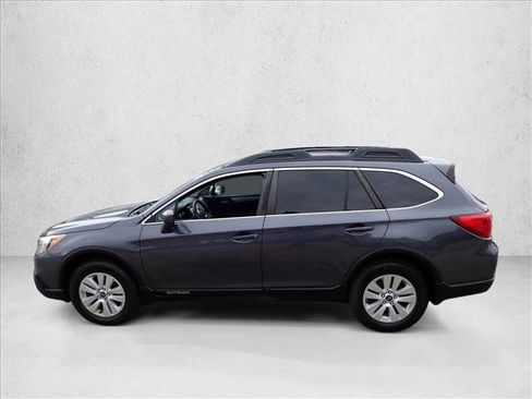 Used 2016 Subaru Outback 2.5i Premium AWD/4WD image 2