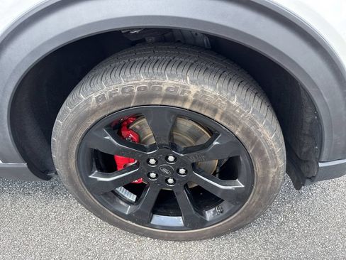 Used 2022 Ford Explorer ST w/ Equipment Group 401A AWD/4WD image 12