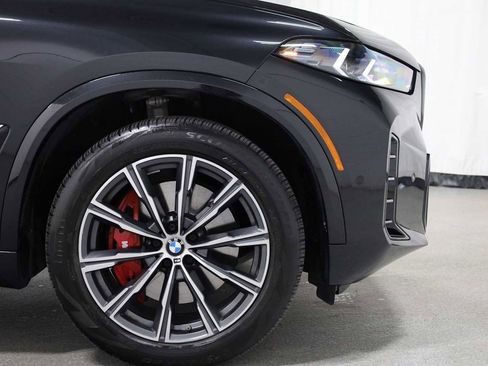 Used 2024 BMW X5 xDrive40i w/ M Sport Package image 11