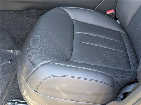 New 2026 Land Rover Range Rover Sport Dynamic SE image 4