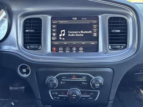 Used 2023 Dodge Charger SXT w/ Blacktop Package image 18