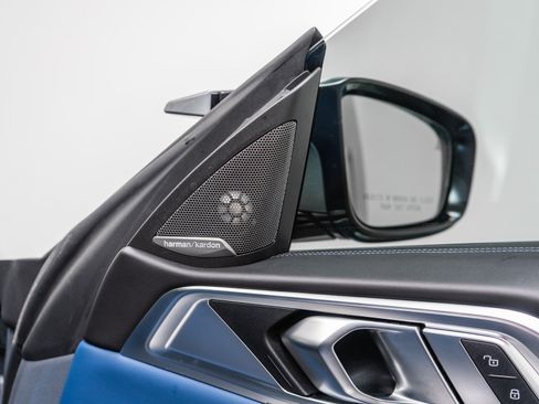 Used 2022 BMW M4 Competition w/ Executive Package RWD image 41