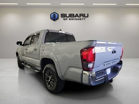 Used 2021 Toyota Tacoma SR5 RWD image 3