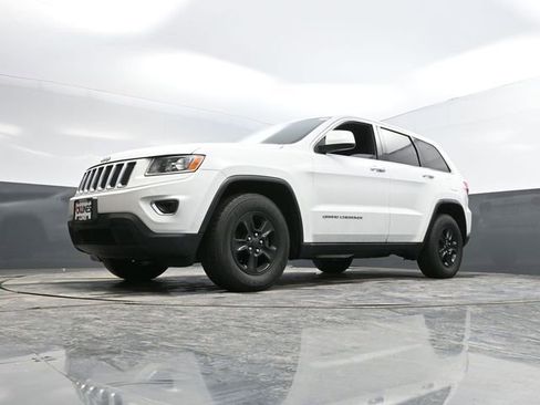 Used 2016 Jeep Grand Cherokee Laredo image 42