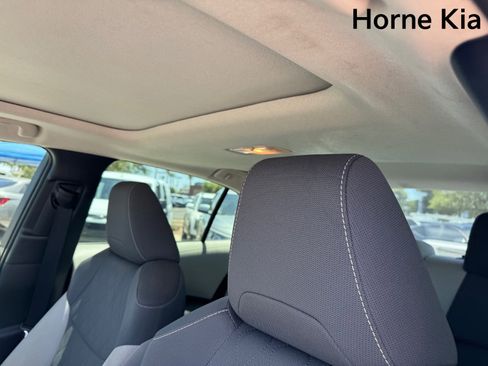 Used 2022 Toyota Corolla LE w/ LE Premium Package FWD image 22