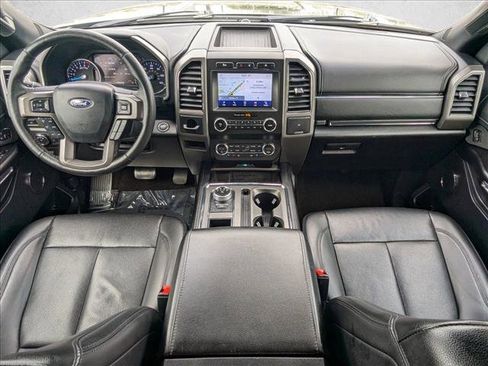 Used 2020 Ford Expedition XLT w/ Equipment Group 202A image 18