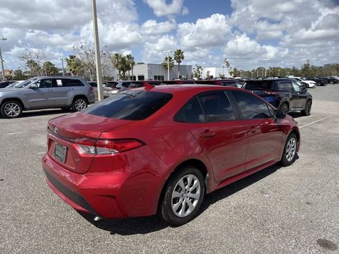 Used 2020 Toyota Corolla LE image 4