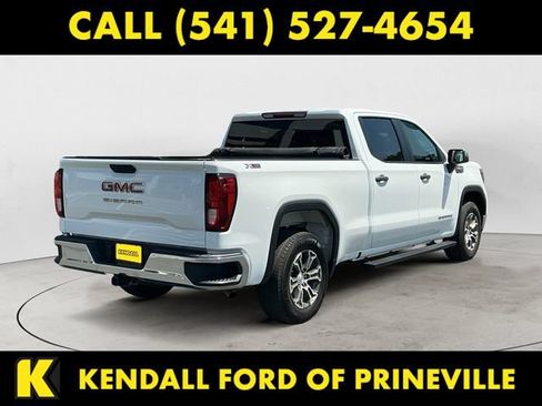 Used 2021 GMC Sierra 1500 4x4 Crew Cab w/ Sierra Value Package image 5