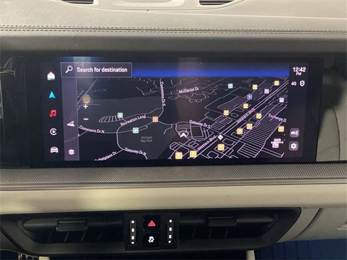 Used 2024 Porsche Cayenne S image 19