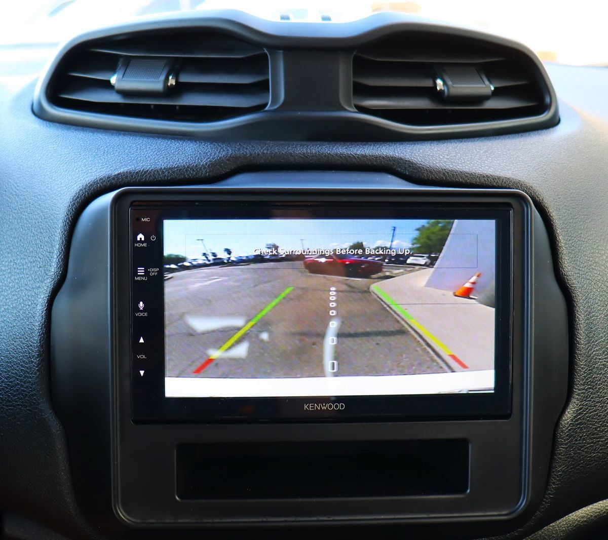 Used 2020 Jeep Renegade Latitude w/ Popular Equipment Group FWD image 47
