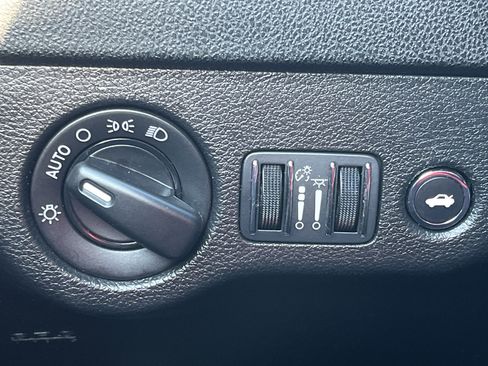 Used 2023 Dodge Charger SXT image 13