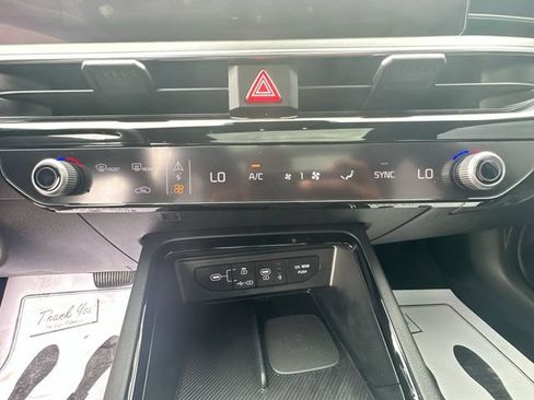 Used 2025 Kia K5 GT-Line w/ GT-Line Premium Package AWD/4WD image 21