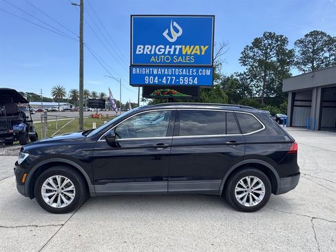 Used 2019 Volkswagen Tiguan S FWD image 2