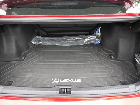 Used 2022 Lexus IS 350 F Sport AWD/4WD image 18