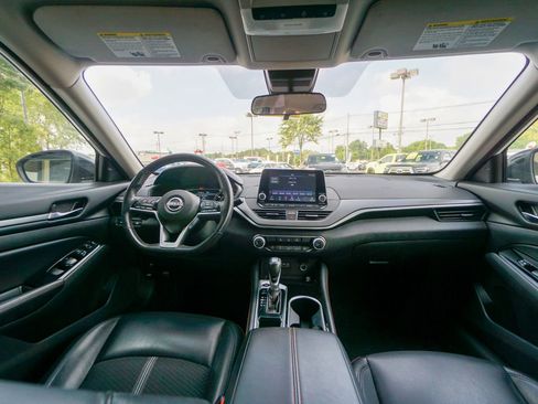 Used 2024 Nissan Altima 2.5 SR image 7