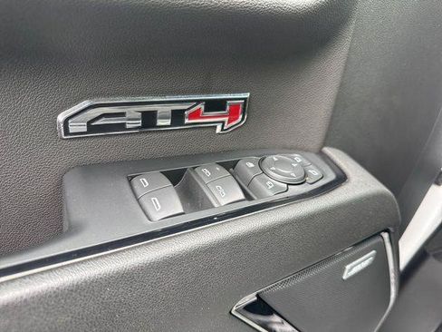 Used 2023 GMC Sierra 1500 AT4 w/ AT4 Preferred Package AWD/4WD image 7