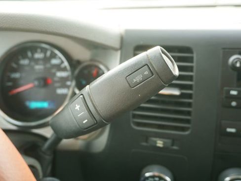 Used 2010 GMC Sierra 1500 SLE image 17