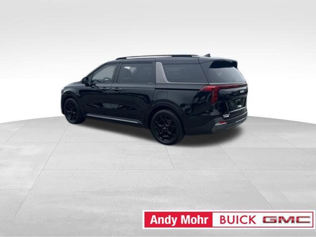 Used 2025 Kia Carnival SX w/ SX Dark Edition Package FWD image 14