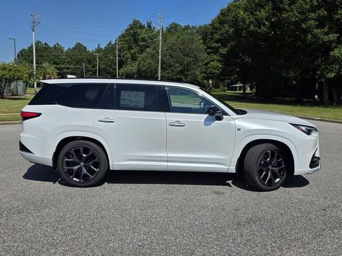 New 2026 Lexus TX 500h AWD image 40