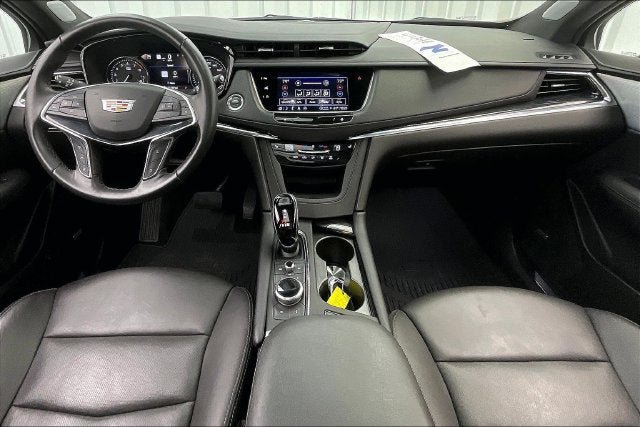 Certified 2023 Cadillac XT5 Premium Luxury w/ Technology Package AWD/4WD image 15