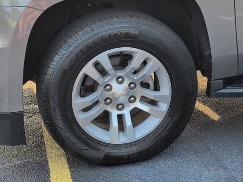 Used 2019 Chevrolet Tahoe LT RWD image 11
