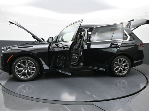 New 2026 BMW X7 xDrive40i w/ Premium Package image 45