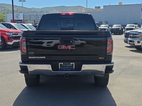 Certified 2017 GMC Sierra 1500 SLT w/ SLT Premium Package AWD/4WD image 5