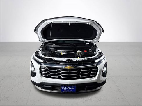 Used 2025 Chevrolet Equinox LT AWD/4WD image 22