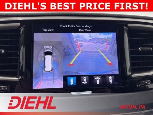 Used 2019 Chrysler Pacifica Touring-L w/ Advanced Safetytec Group FWD image 33